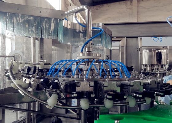 Εύκολος ενεργοποιήστε τον υγρό έλεγχο 3 PLC γεμίζοντας μηχανών ποτών φιαλιδίων σε 1 μηχανή πλήρωσης νερού προμηθευτής