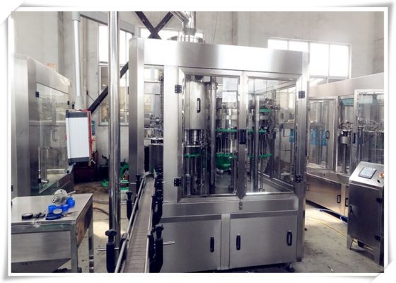 8000BPH υγρή μηχανή πλήρωσης ποτών φιαλιδίων, ενωμένη με διοξείδιο του άνθρακα μηχανή πλήρωσης ποτών προμηθευτής